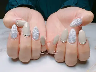 ネイル 市川 麻衣子のネイルデザイン