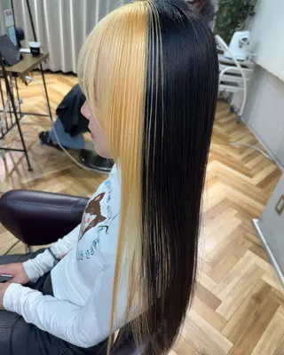 ロング カラー ヘアアレンジ ハイトーン特化🤍 浦住のヘアスタイル