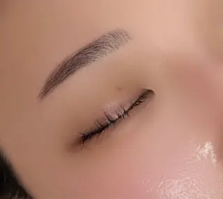 アイブロウ beckylash 三宅の眉毛・アイブロウイメージ