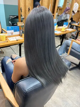 カラー 透けるミルクティー ☕赤味ゼロ★はる吉のヘアスタイル