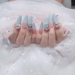 ネイル uu ネイルサロン関内🌼のネイルデザイン