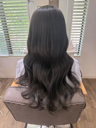 セミロング Rinka/レイヤー /透明感カラーのヘアスタイル