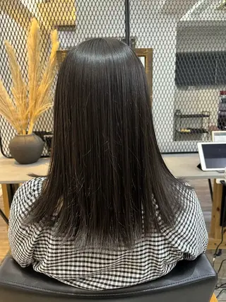 ミディアム 逢坂 智也のヘアスタイル