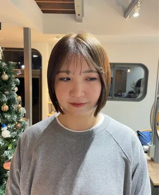 ショート カラー soi 小島陽香のヘアスタイル
