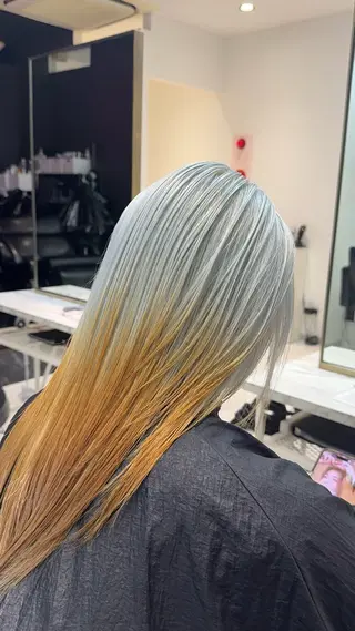 ミディアム カラー ヘアアレンジ 【🥀履歴修正🥀】 ハイトーン職人/拓真のヘアスタイル