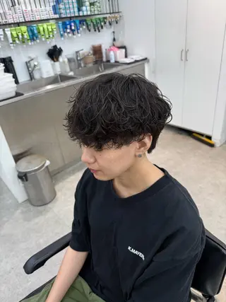 パーマ メンズ 深谷 侑亮のヘアスタイル