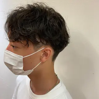 ショート パーマ メンズ ショート/ウルフ ハイトーン/カイセイのヘアスタイル