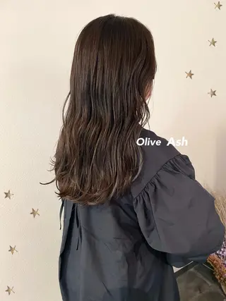 セミロング カラー 市川 千夏のヘアスタイル