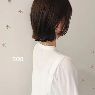 ミディアム 市川 千夏のヘアスタイル