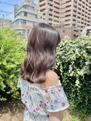 セミロング カラー ♦️髪質改善縮毛矯正 美髪💍谷口克也♦️のヘアスタイル