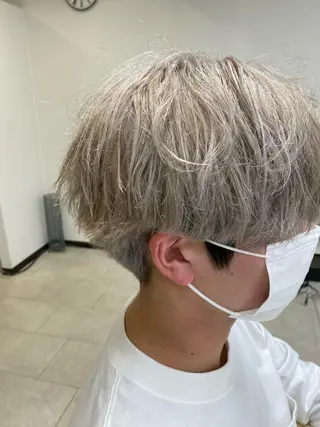 カラー メンズ 長谷川 誠志のヘアスタイル