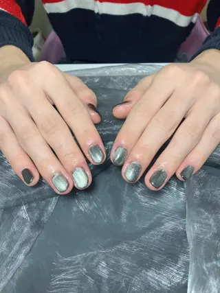 ネイル 高木 維麗絲のネイルデザイン