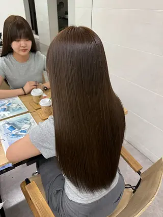ロング カラー 韓国レイヤー🪽 無重力パーマナツキのヘアスタイル