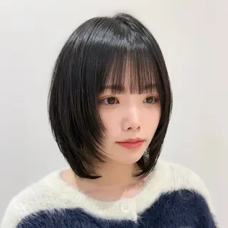ミディアム ウルフカット/ ハッシュカット/山路のヘアスタイル