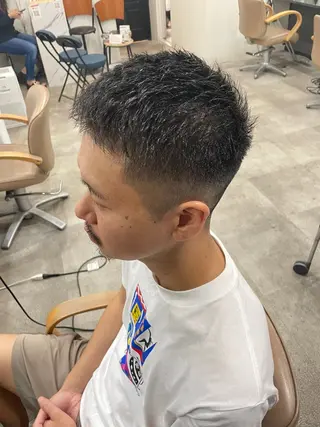 ショート 髙野 亮吾のヘアスタイル