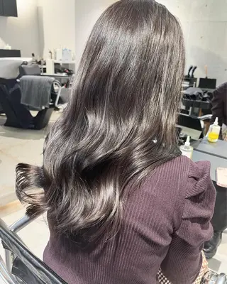 ミディアム カラー パーマ ヘアアレンジ 透明感/オリーブ/ グレージュ/YUKAのヘアスタイル