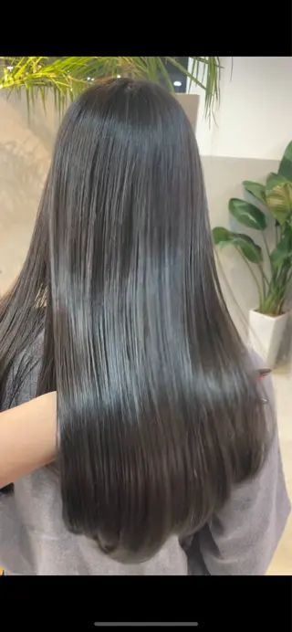 ロング Merlyosaka 早川未来のヘアスタイル