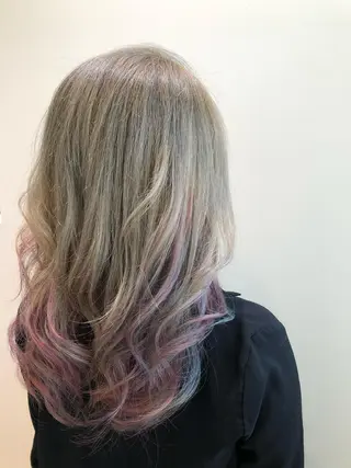 セミロング Lanahairsalon IWATSUKA所属・ヨナハ セイヤのヘアスタイル