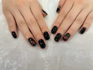 ネイル はばすみれ🎀ﾈｲﾙ 光ﾌｪｲｼｬﾙ ﾍｱのネイルデザイン