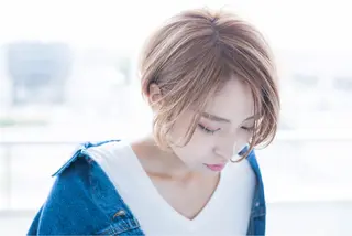 ショート カラー 小野 和摩のヘアスタイル