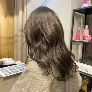 セミロング カラー Lomalia 🤍🫧/makoのヘアスタイル
