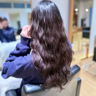 ロング パーマ 【パーマ🌀/暖色カ ラー🍷】ななこ🌴のヘアスタイル