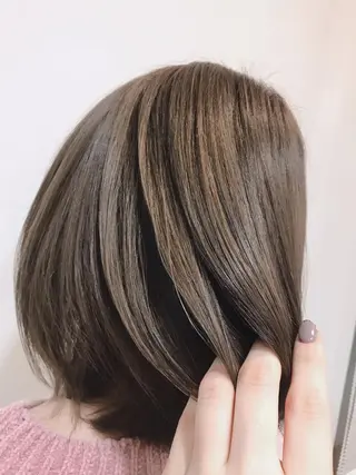 ミディアム 予約 停止のヘアスタイル
