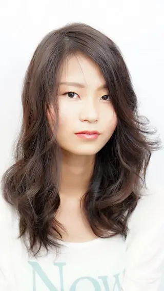 セミロング カラー 森田 優也のヘアスタイル