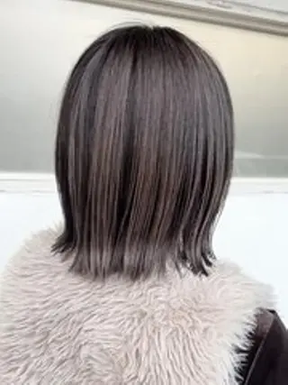 ミディアム 正分 真美のヘアスタイル