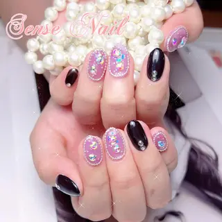 ネイル Queening 🦋のネイルデザイン