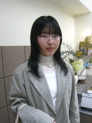 セミロング natsuki /HUIのヘアスタイル