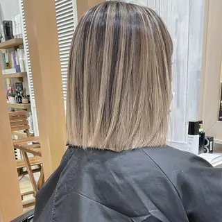 ショート カラー タナカ タクヤのヘアスタイル