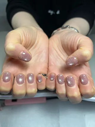 ネイル ルマート池袋東口店所属・杉山 葉月のネイルデザイン