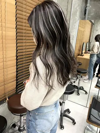 ロング カラー タナカ タクヤのヘアスタイル