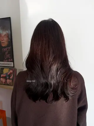 セミロング Kii/fiika/ 天神今泉🍊neneのヘアスタイル