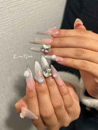 ネイル Luna Gladeのネイルデザイン