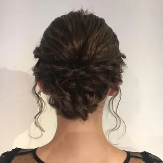 ミディアム ヘアアレンジ 野崎 ひかりのヘアスタイル