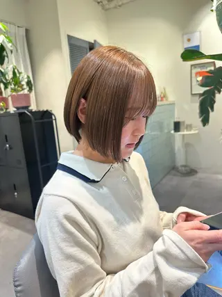 ショート カラー HANAME 原宿美容室のヘアスタイル