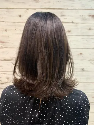 セミロング カラー ヘアアレンジ 🫧ヒシダアキ taboo.i🫧のヘアスタイル