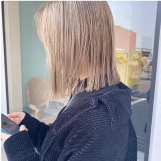 カラー MATTY azusaのヘアスタイル