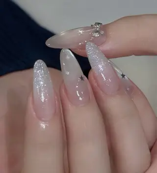 ネイル Hanni ハンのネイルデザイン