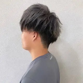 ショート カラー 前田 知輝のヘアスタイル