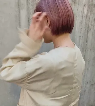 ショート カラー 💗暖色/ブリーチ/ レイヤー/横浜/メイのヘアスタイル