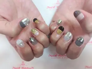 ネイル ネイルリボン 受付スタッフのネイルデザイン