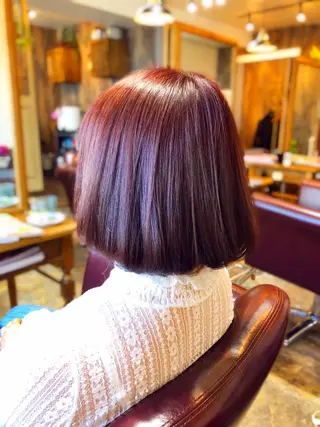 ミディアム カラー みやもと まなみのヘアスタイル