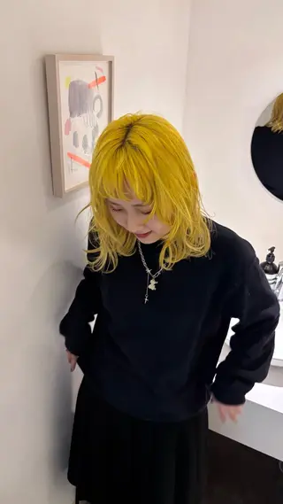 カラー yukie/ ブリーチカラーのヘアスタイル