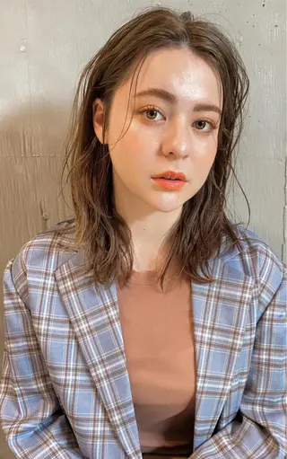 ミディアム 圧倒的な質感🧡 髪質改善/丸山晴菜のヘアスタイル