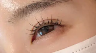 マツエク・マツパ Village所属・village放出 エリアNO1サロンのヘアスタイル