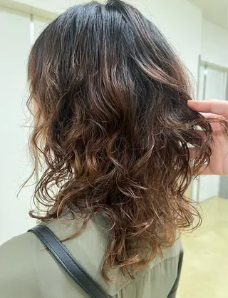 ロング 碓氷和叶 ✨パーマ•美髪矯正✨のヘアスタイル
