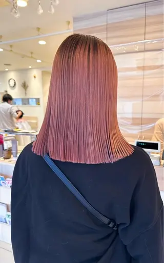 ミディアム カラー 🌟縮毛矯正モデル募 集🐶ayane🐶のヘアスタイル